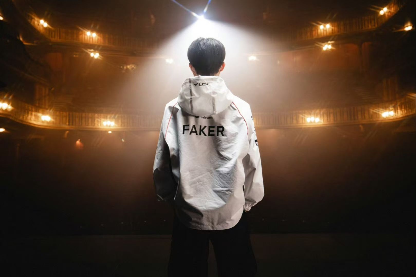 这谁能想到？FPX四连败成LPL首支告别S赛战队